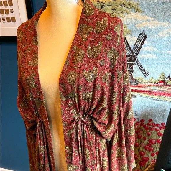 Kantha Bae silk Dreamweaver kimono - Picture 1 of 9
